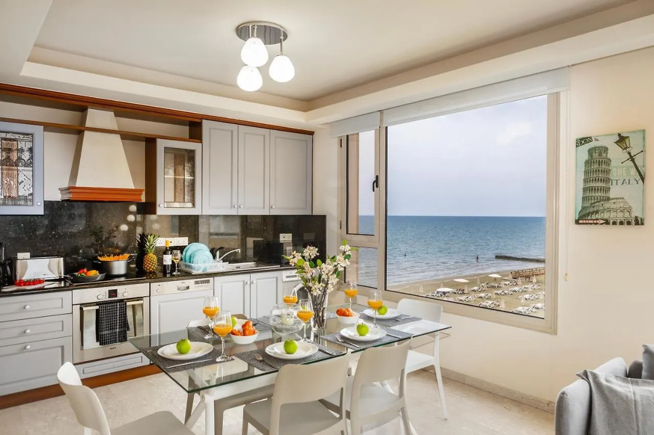 Apartment Mackenzie Beachfront Eftyhia Suite Larnaca Cyprus
